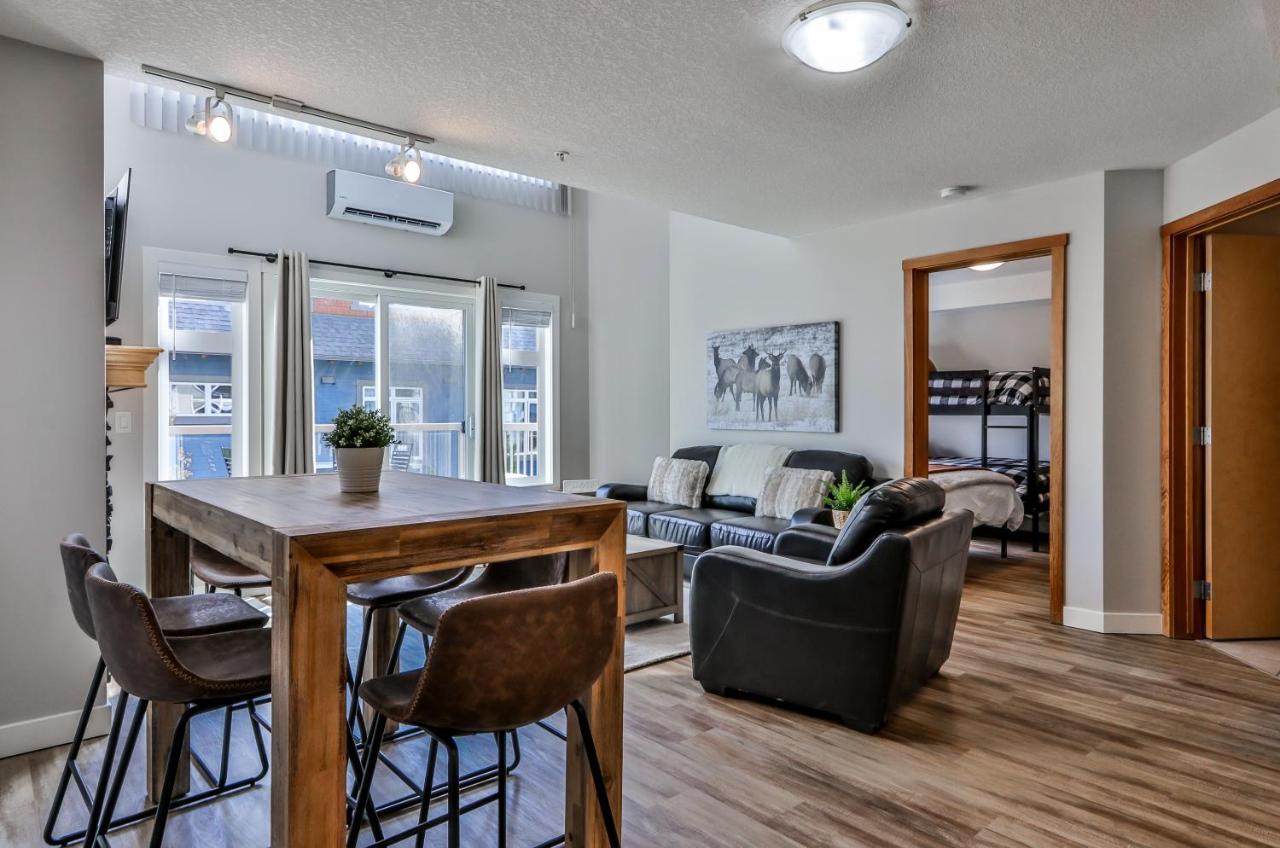 Charming 1 Bdrm Plus Loft With Views Managed By Little Sister Getaways Canmore Exterior photo