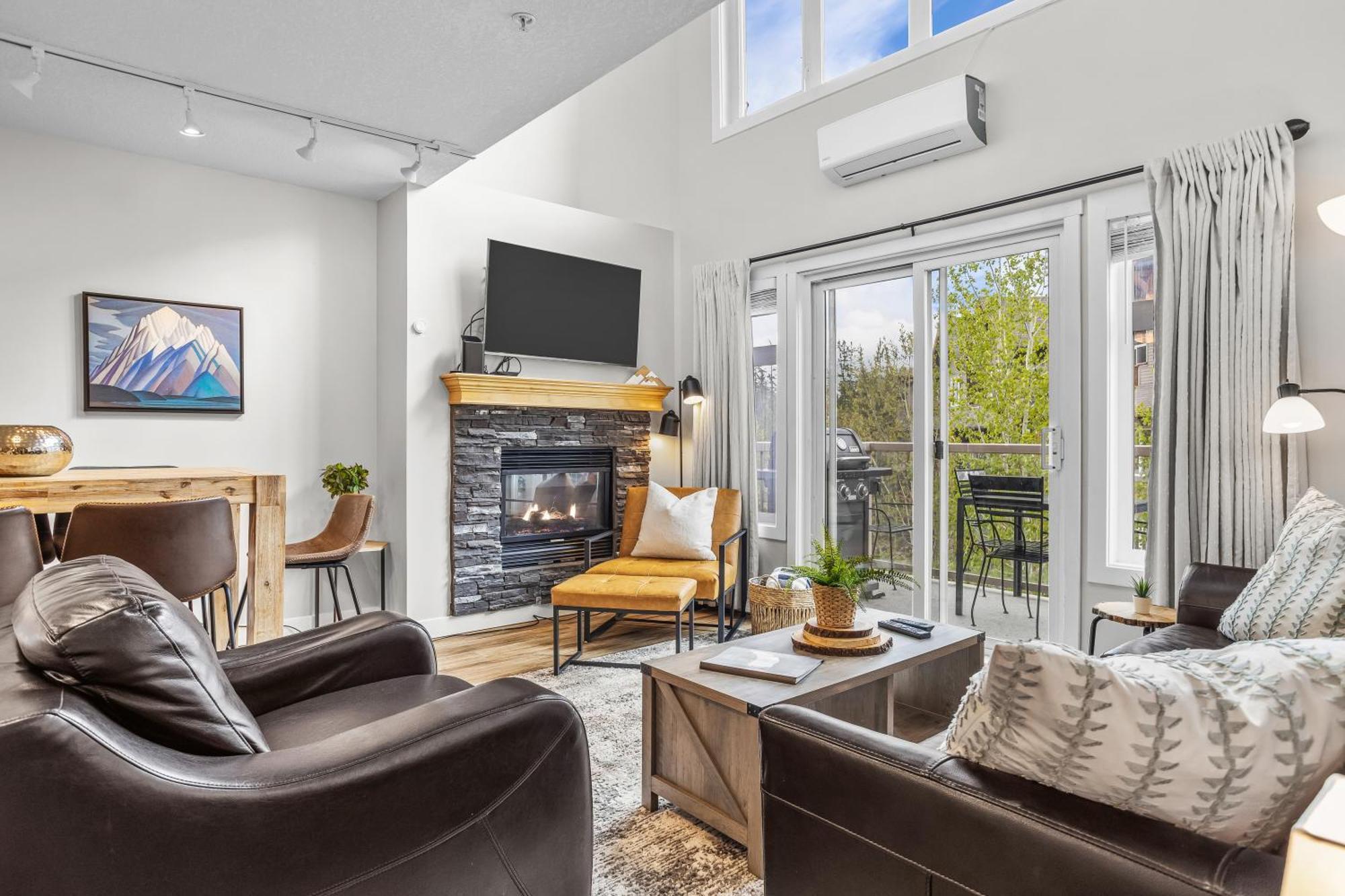 Charming 1 Bdrm Plus Loft With Views Managed By Little Sister Getaways Canmore Exterior photo